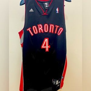 2000s Chris Bosh Toronto Raptors NBA Jersey Adidas